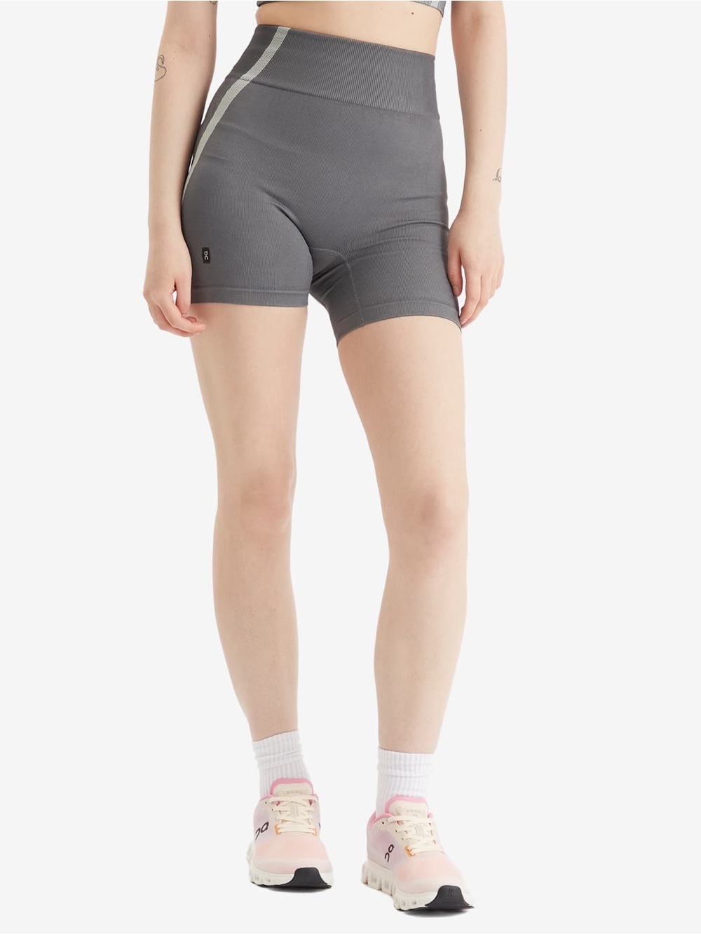 On cloud run on clouds studio knit cycling shorts